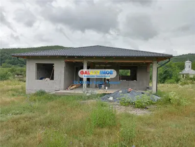 De vanzare casa PARTER la GRI si teren intravilan stradal BABANA - Babana