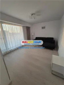Inchiriem penthouse in zona centrala - foto 16