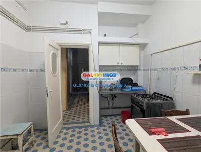 Unirii apartament 7 camere,suprafata utila 198 mp,stare bună - foto 23