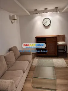 ZONA LINISTITA, ETAJ INTERMEDIAR - Bucuresti