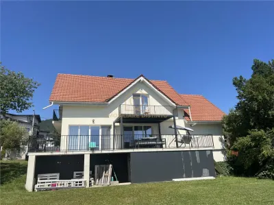 Casa cu 4 camere si garaj - foto 5