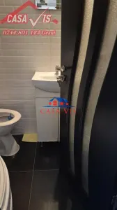VANDUTA !!! Garsoniera in Onesti, zona Kaufland, etaj 2. - foto 8