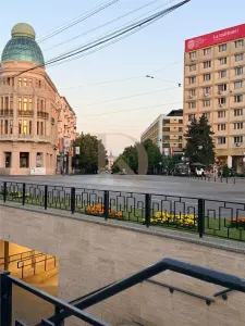 Centru Piata Unirii , apartament 2 camere , vedere spre Piata - Iasi
