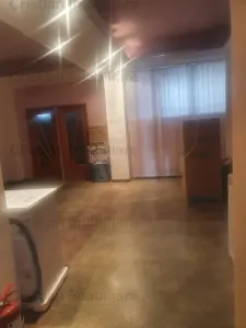 Inchiriere  Spatiu 135 mp vitrina 10m stradala, zona Bariera - Catedrala - Braila