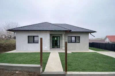 Casa 3 camere Horpaz Iasi FINALIZATA ! posibilitate 700 mp - foto 11