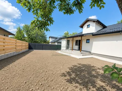 Casa Miroslava Ciurbesti 3 camere / CANALIZARE si ASFALT - foto 11