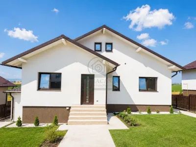 Casa 4 camere Miroslava Iasi 500 mp teren CANALIZARE - Miroslava
