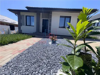Casa parter 4 camere 2 bai Terasa Beci in zona Valea Adanca - foto 2
