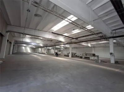 Spatiu Industrial - 2500 mp - Productie - Depozitare - Distributie - Sibiu