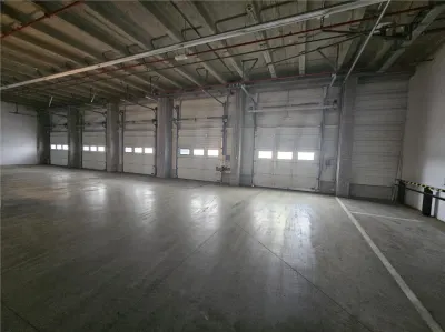 Spatiu Industrial - 4200 mp - Logistica - Productie - Depozitare - Distributie - foto 2