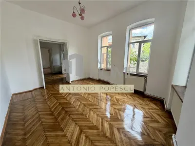 Inchiriere casa 4 camere plus dependinte in Ploiesti, zona ultracentrala - foto 11