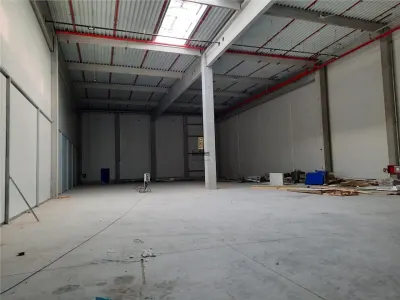 Spatiu Industrial - 5500 mp - Logistica - Productie - Depozitare - foto 16