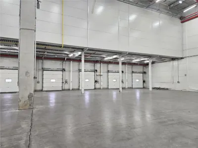 Spatiu Industrial - 3200 mp - Logistica - Depozitare - Distributie - foto 6