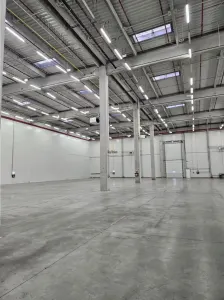 Spatiu Industrial - 3200 mp - Logistica - Depozitare - Distributie - foto 9