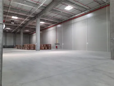 Spatiu Industrial - 5000 mp - Logistica - Productie - Depozitare - Distributie - foto 4