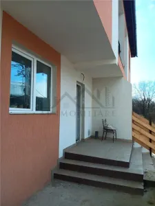 Visani vila P+1 duplex LIBERA la CHEIE s. utila = 105mp teren 200mp doua  locuri de parcare si zona de relaxare - foto 9