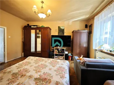 Apartament in casa   Piata Unirii Brasov - foto 7