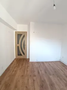 Apartment 3 camere Racadau, intermediar, Brasov - foto 3