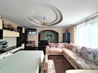 Inchiriez Casa, Primaverii,  Sanpetru - foto 6