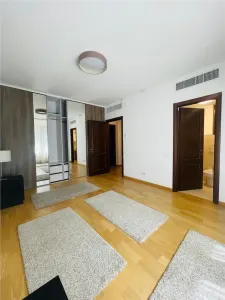 INCHIRIERE APARTAMENT DE LUX 3 CAMERE PARCARE SUBTERANA & BOXA ZONA KISELEFF SECTOR 1 - foto 16