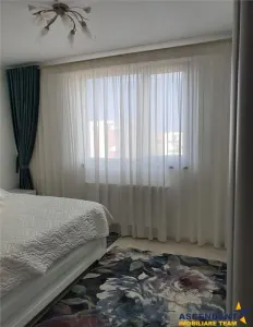 Regim vila, decomandat si elegant - foto 4