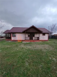 Casa tip parter zona Sapoca - foto 4