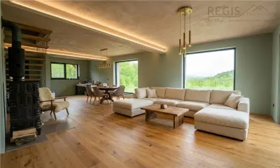 Vila premium cu lac privat si panorama catre Masivul Postavaru | Cheile Rasnoavei - Rasnov