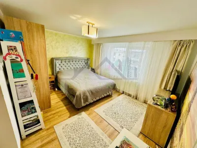 Apartament 2 camere decomandat Scriitorilor - foto 3