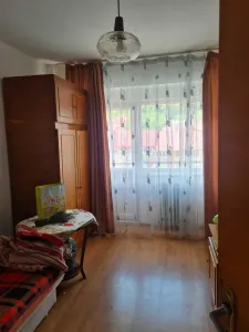 Apartament 3 camere etaj intermediar Racadau - foto 2