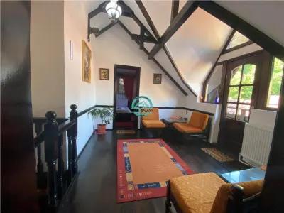 REDUCERE PRET - VAND PENSIUNE CU 7 CAMERE IN SIGHISOARA LA 800 MP DE CETATE - foto 19
