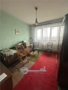 CENTRU BLOC GULIVER 3 CAMERE  LIBER ETAJ INTERMEDIAR - foto 5