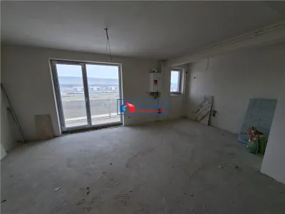 Vanzare apartament 2 camere zona Sesul de Sus Floresti - foto 2