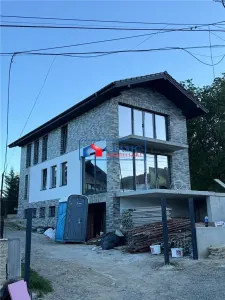 Casa de vanzare in Faget, Cluj-Napoca, zona Sunny Hill, langa padure - foto 10