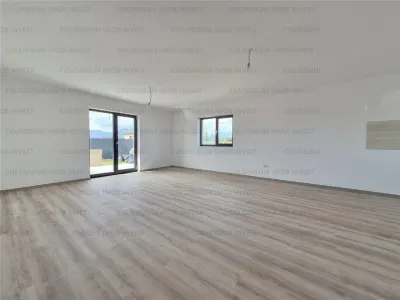 Casa individuala, 4 camere, curte proprie - Tarlungeni - foto 8