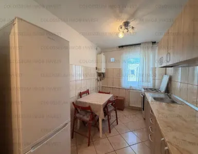Apartament cu 2 camere, nedecomandat - zona Bartolomeu - foto 4