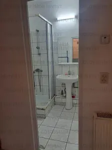 Apartament 2 camere, decomandat - zona Racadau - foto 7