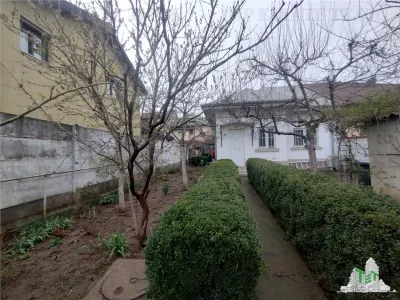 Casa individuala cu garaj si curte libera 300 mp, zona excelenta Brancoveanu - foto 3