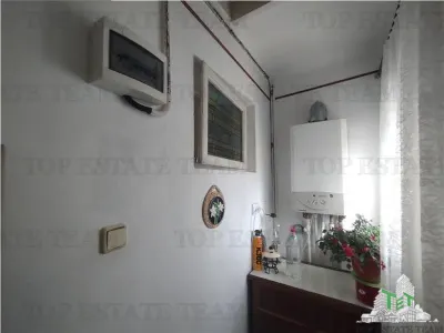 Casa individuala cu garaj si curte libera 300 mp, zona excelenta Brancoveanu - foto 10