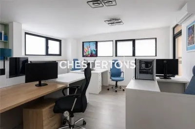 Showroom si Spatii Birouri, zona 1 Mai, langa Metrou Grivita - foto 9