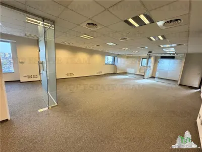 Spatii Office de inchiriat cu vedere panoramica in Sector 6 - foto 9