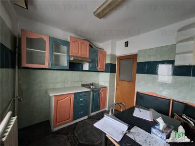 Duplex 5 camere cu intrari separate la mare  Mangalia Saturn - Mangalia