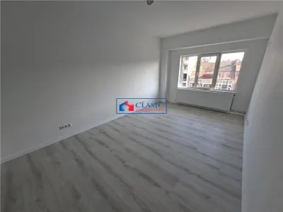 Vanzare apartament 4 camere pentru locuit sau sediu firma, birouri Centru, Cluj-Napoca - Cluj-Napoca