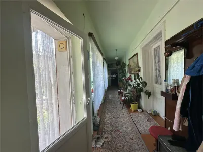 Bocsa Montana, Casa mare la strada principala - foto 20