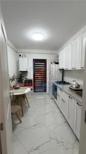 Apartament cu 2 camere Decomandat cu Parcare Capat Cug - foto 4