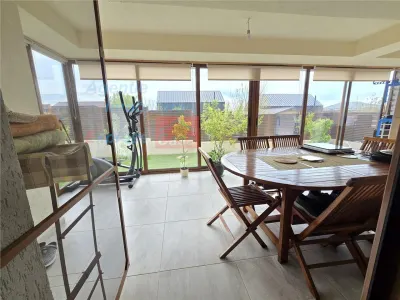 Vila de lux in Miroslava: 4 camere, 2 terase, eficienta energetic - foto 4