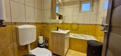 RECO Apartament 4 camere, zona Nufarul, decomandat, renovat, etaj 1 - foto 7