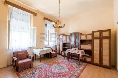 RECO Casa cu 3 camere in Oradea zona centrala - Oradea