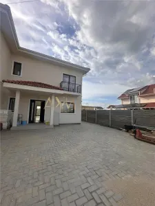 Vanzare  1/2 duplex 4 camere Mosnita Noua - foto 10