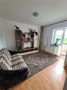 Apartament 2 camere decomandat, 2 balcoane,  etajul 2 Racadau Parcul Trandafirilor - Brasov