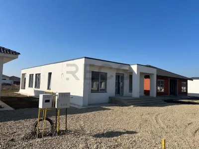 RECO Vila în stil mediteranean cu 4 CAMERE SANTANDREI - foto 7